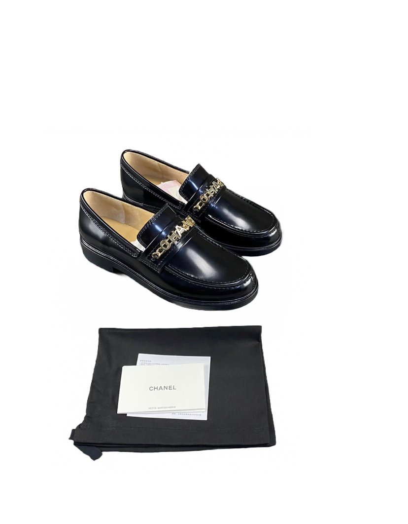 Chanel Women Patent Leather Heal Loafers - CC Logo - Black - Size 39