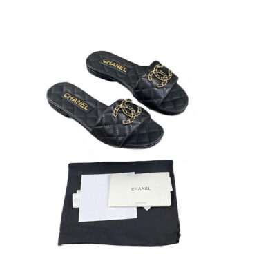 Chanel Black Quilted CC Leather Flat Sandals Size 39
