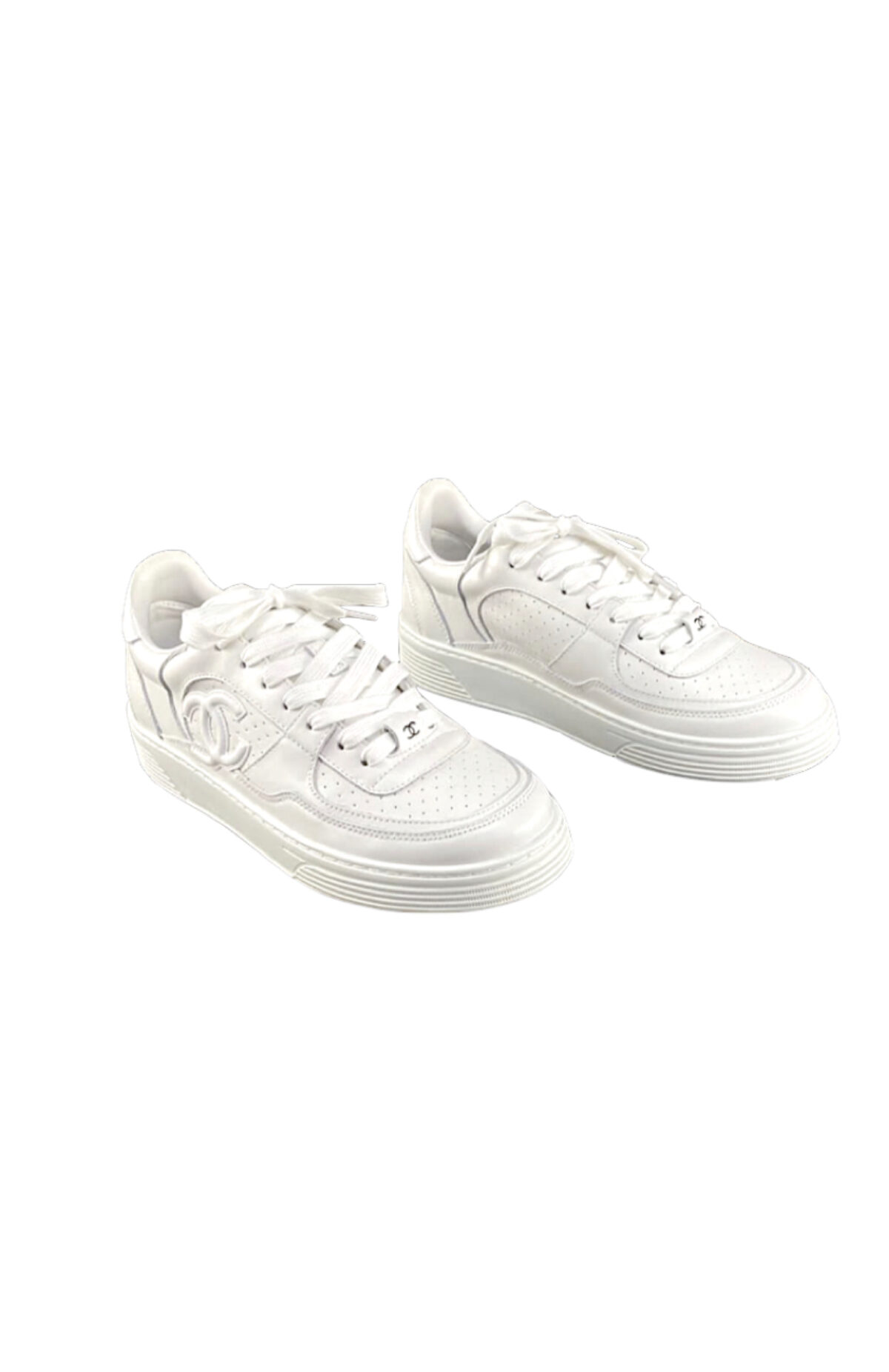 Chanel CC Logo White Calfskin Leather Sneakers 2023 Size 38 - Wornright  Authenticated Shopping