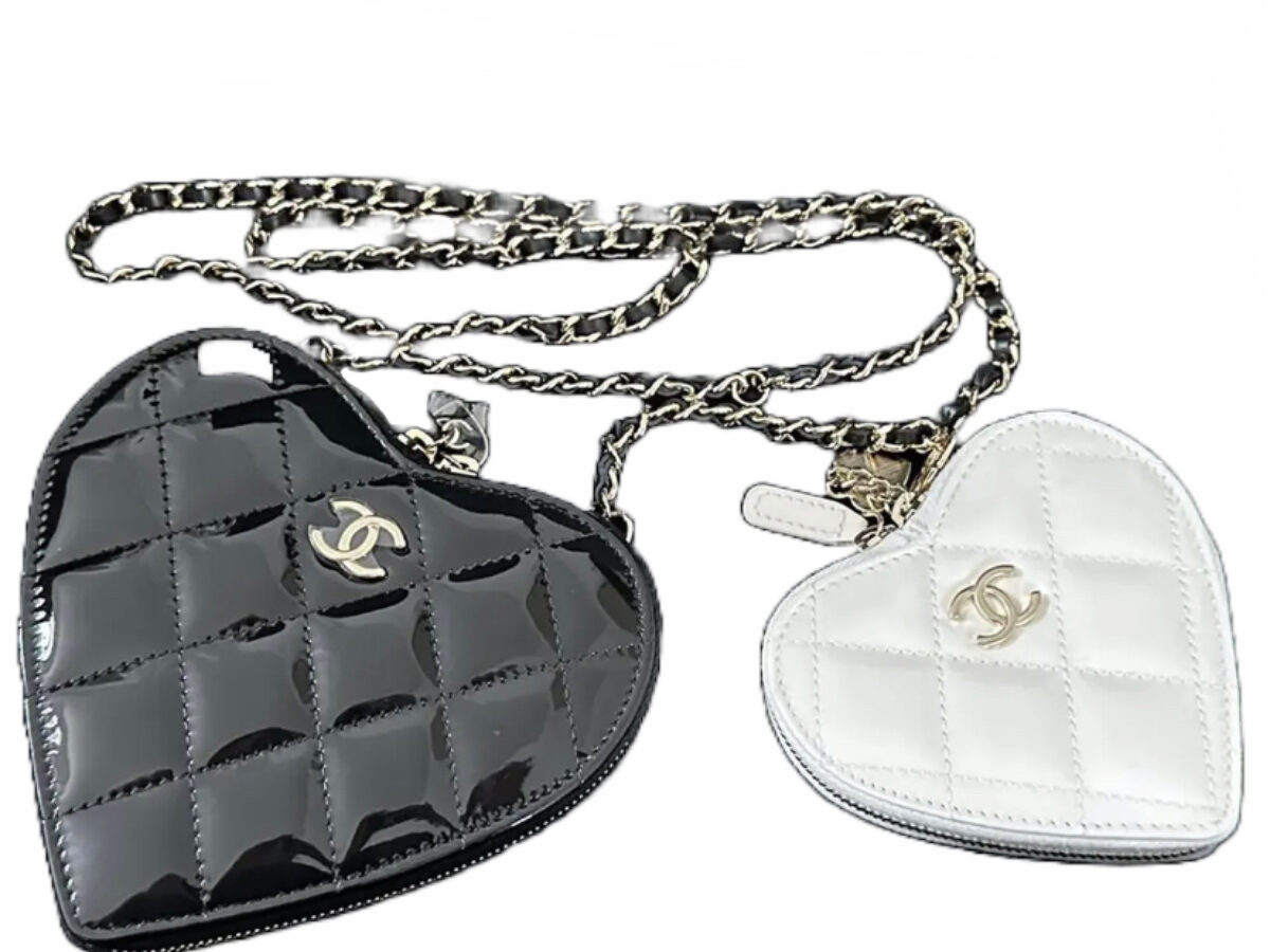 Chanel SS23 Heart Black White Pair Crossbody Bag - Wornright Authenticated  Shopping