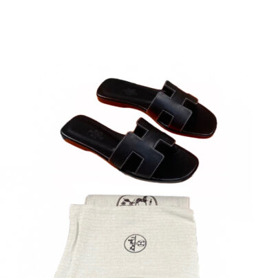 Hermes Oran Flat H Sandals Black Smooth leather