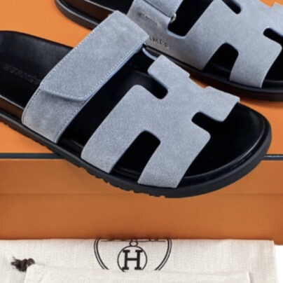 Hermes Chypre Vert Deau Sandals Black Rubber