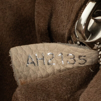 Louis Vuitton Babylone White LV Handbag datestamp