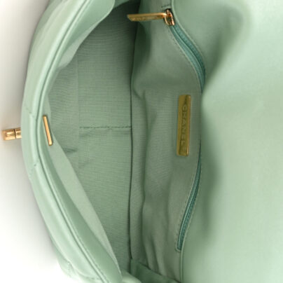Chanel 19 Medium Flap in Green Lambskin and Gold Ruthenium Hardware interior
