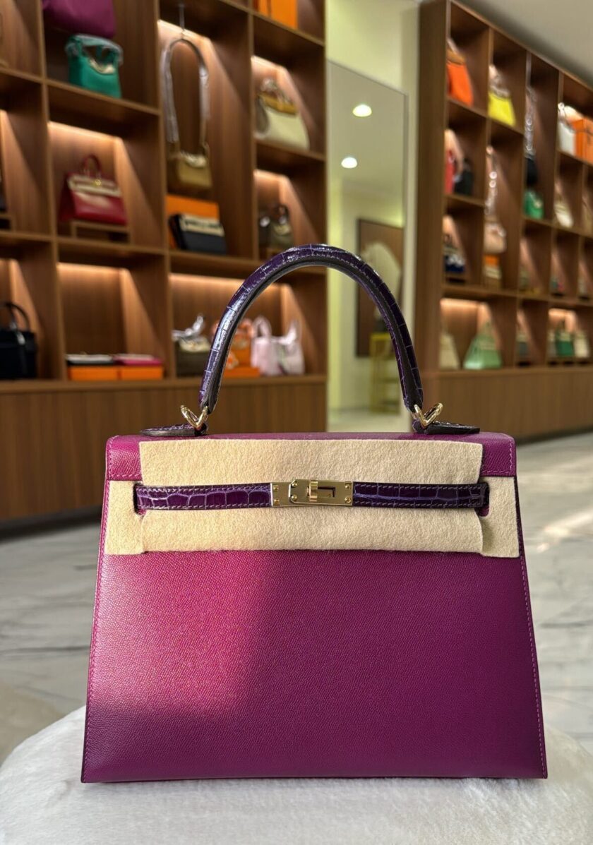 Hermes Kelly 25 Anemone Epsom Touch Amethyste Crocodile GHW