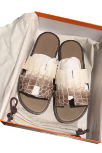 Hermes Izmir sandals Matte Niloticus Crocodile Himalaya White