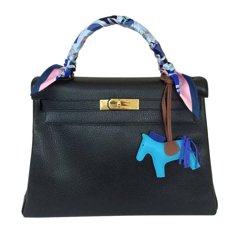 Hermès Kelly 32 Retourne Black Ardennes leather Gold hardware