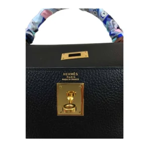 Hermès Kelly 32 Retourne Black Ardennes leather Gold hardware Hermes logo