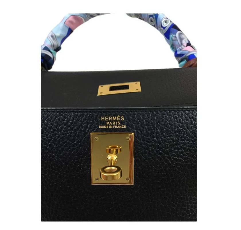 Hermès Kelly 32 Retourne Black Ardennes leather Gold hardware Hermes logo