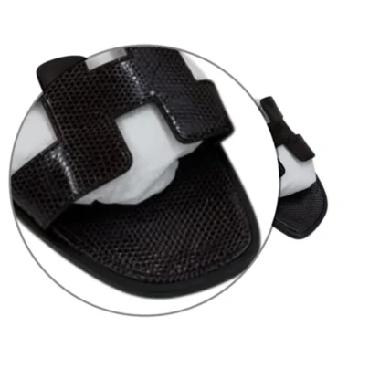 Hermes Oran Black Shiny Lizard Leather Sandals details