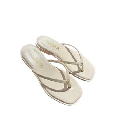 New 2026 Chanel Beige Leather Flat Thong Sandals Fall Winter Collection