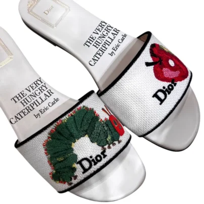 New Dior Dway Slide White Embroidered Cotton Multicolor Book Cover Motif