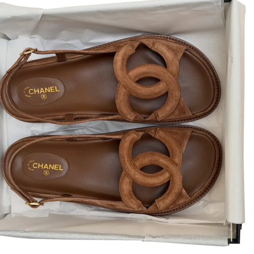 FW2026 Chanel Brown Suede Dad Sandals