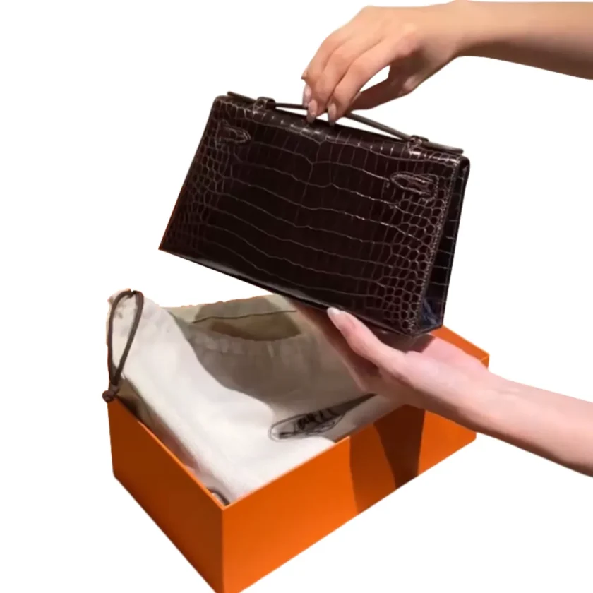 Hermes Kelly Pochette Havane Shiny Alligator Leather Gold Hardware back