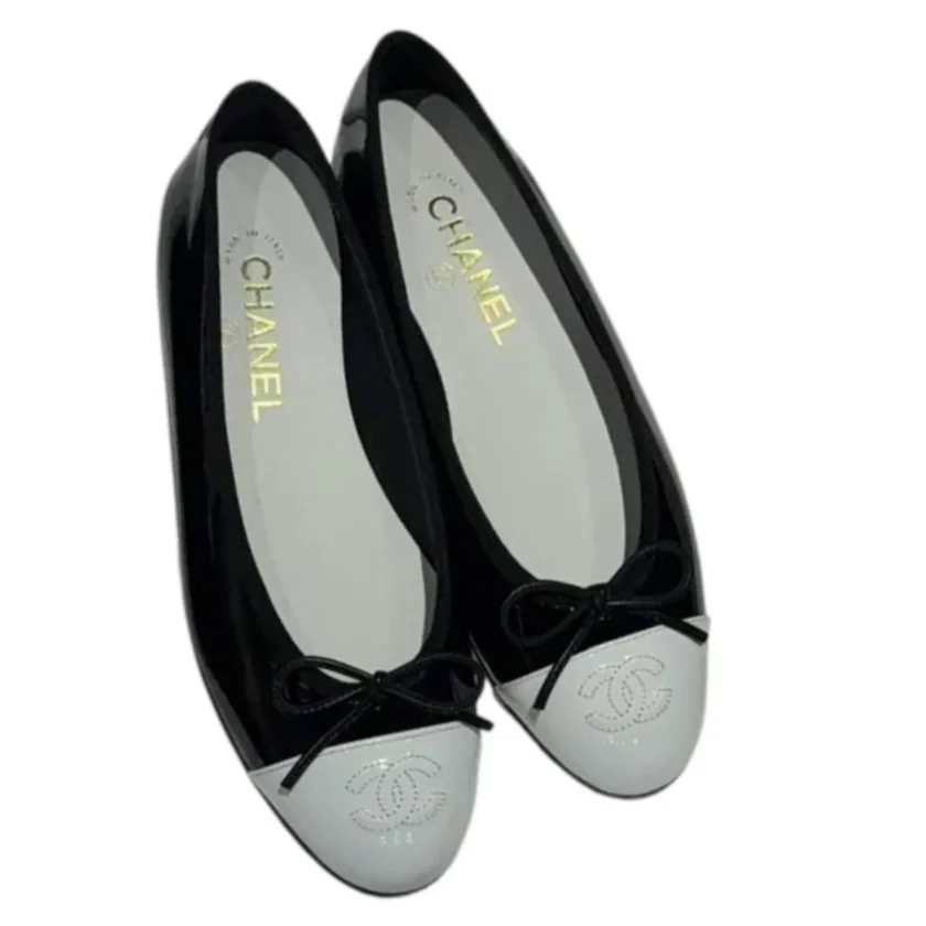 Chanel Black Patent Leather Ballet Flats White Cap Toe Size 38 FR
