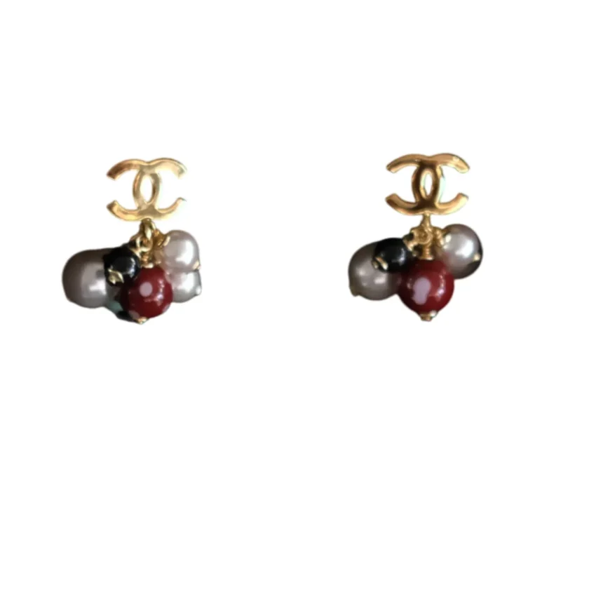 Chanel CC Multicolor Pearl Cluster Pendant Earrings FW2026